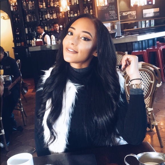 Meet your Posher, Jasmine - Picture 3 of 3